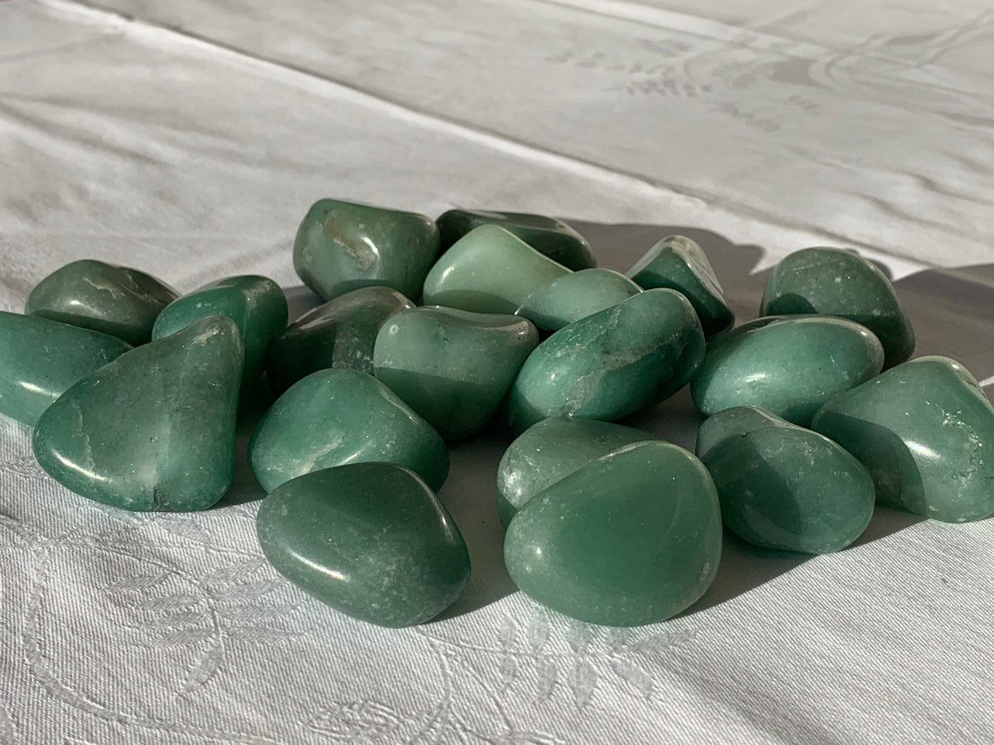 green aventurine tumble